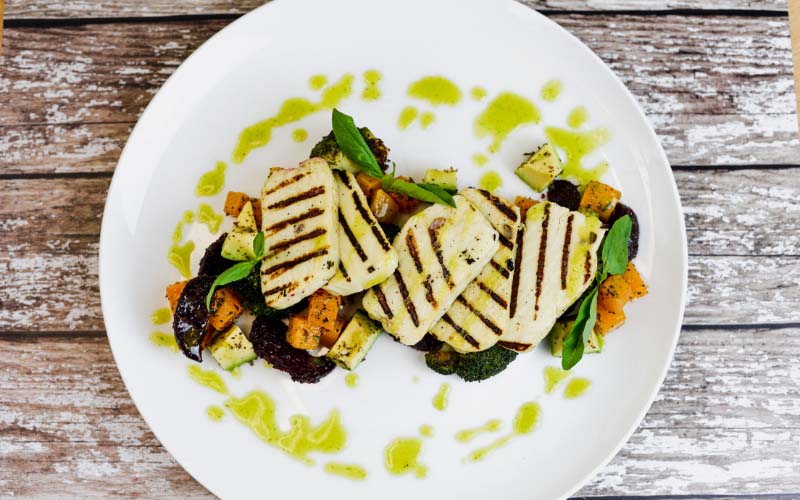 roasted-vegetables-halloumi-salad